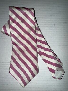 Guy LaRoche Diagonal Striped Pink and White Men's Silk Tie Unisex